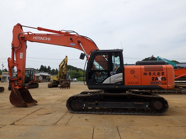 HITACHI ZX200LC-5B（303330） - Image 9