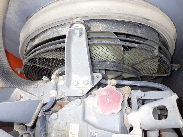 HITACHI ZX200LC-5B（303330） - Image 38