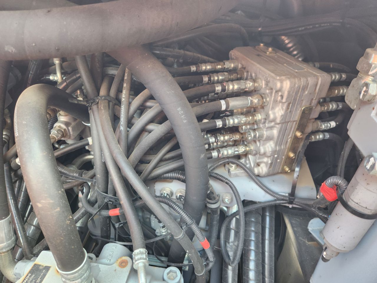 HITACHI ZX200LC-7（502756） - Image 33