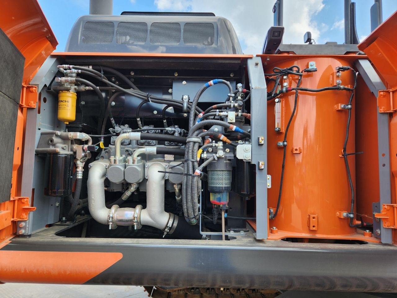 HITACHI ZX200LC-7（502756） - Image 34