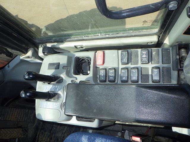 HITACHI ZW220-6（H83-10053） - Image 55